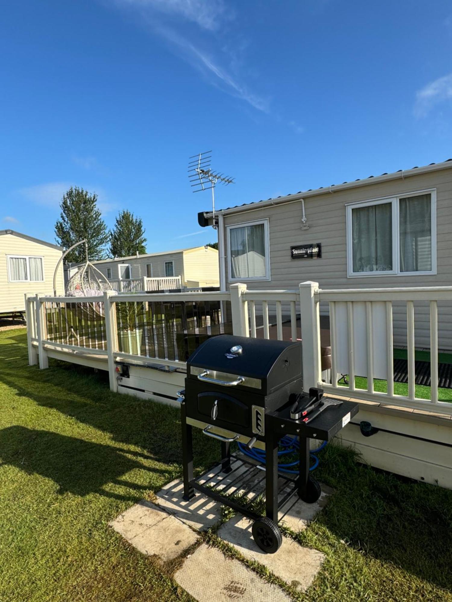 Hot Tub Retreat At Tattershall Lakes Exterior foto